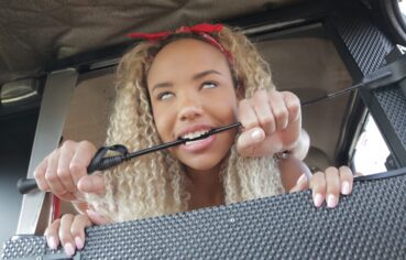 Romy Indy – The Dominatrix and the Big D – Fake Taxi